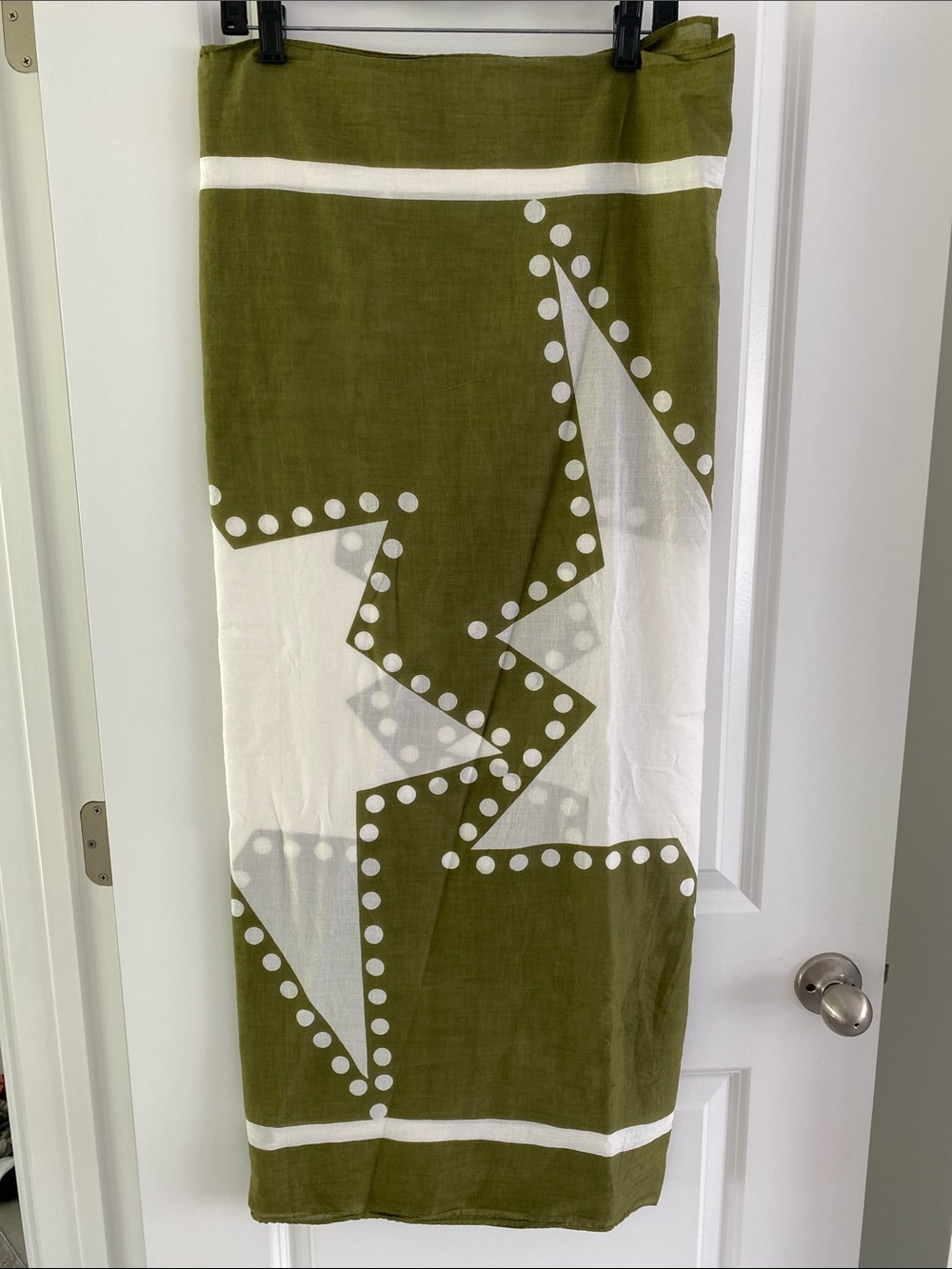 Julia Amory Olive Green Star Pareo